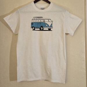 NWT Unisex Gildan White Tee with Vintage Teal Bus Sz Sm